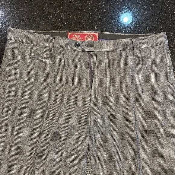 Next Mens 34R Formal Suit Dress Pants / Trousers Check Tapered Grey - Like New! - Picture 3 of 13